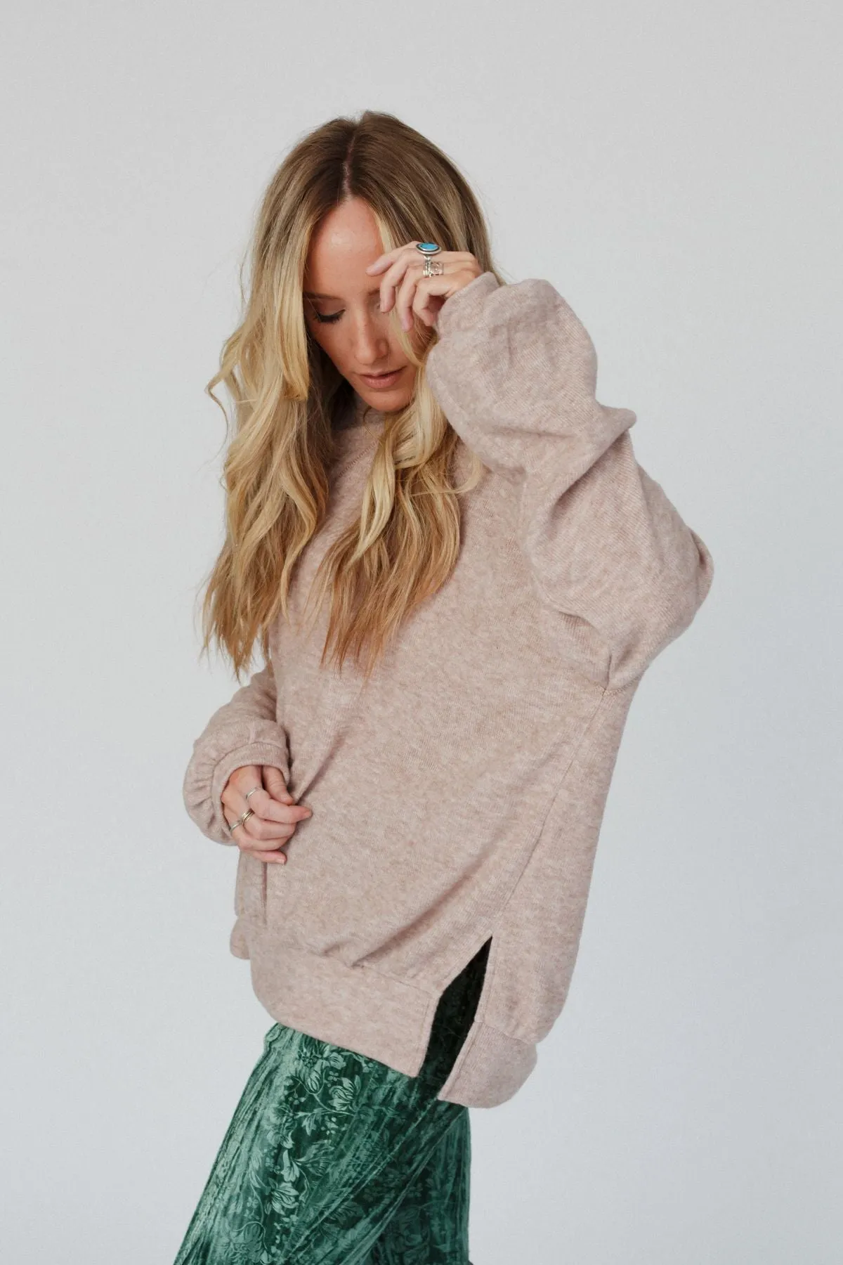 Brayden Oversized Pullover - Sand