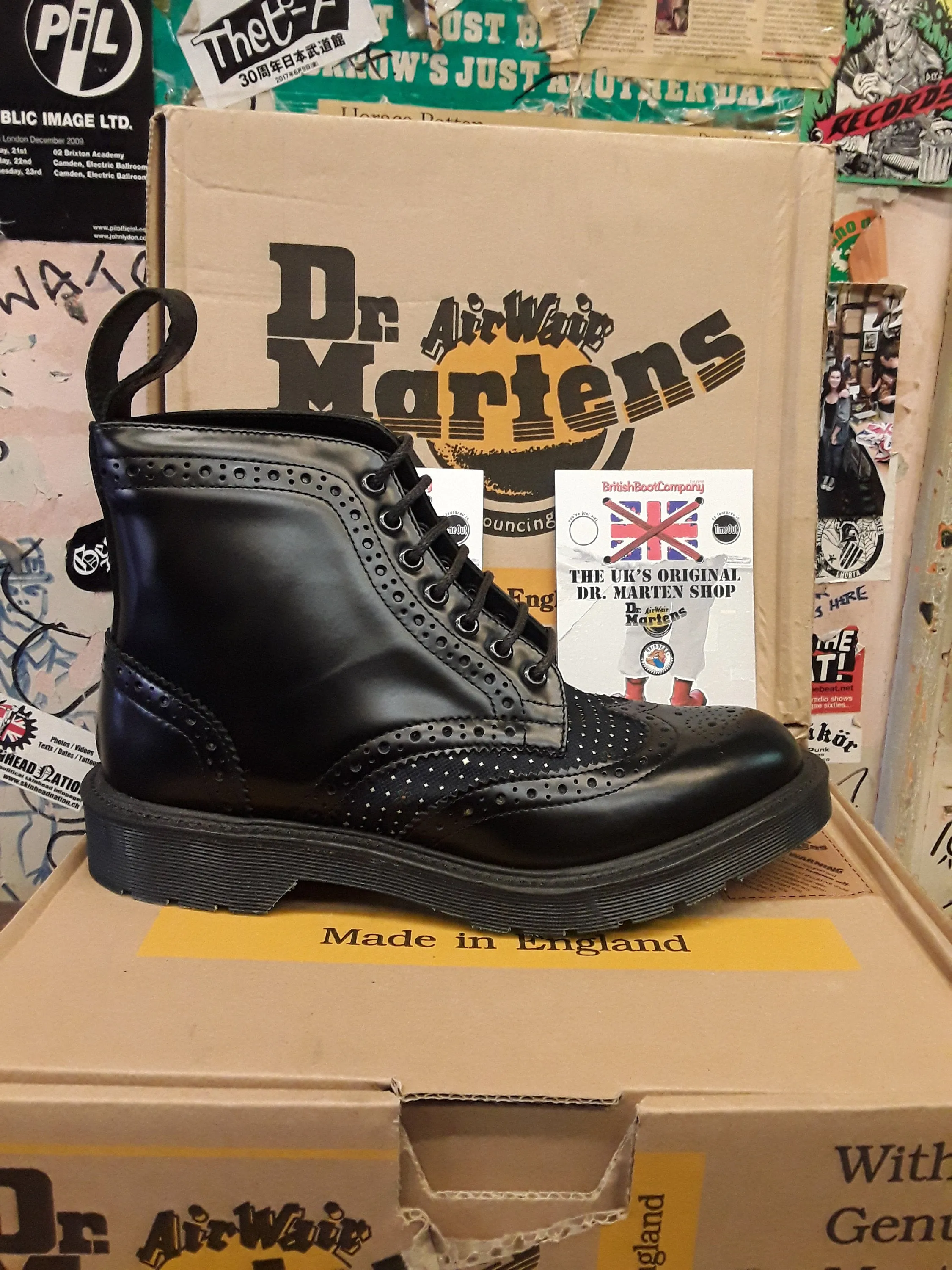 Dr Martens Made In England Anthony Black Calf and Navy Polka Dots Size 7