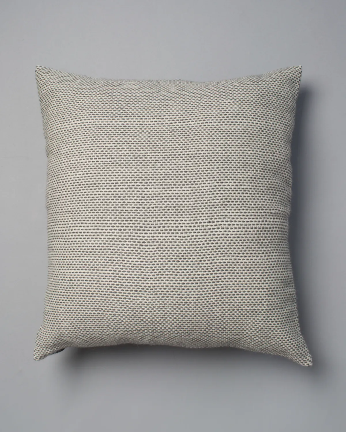 Lineas Euro Pillow in Ivory and Light Grey