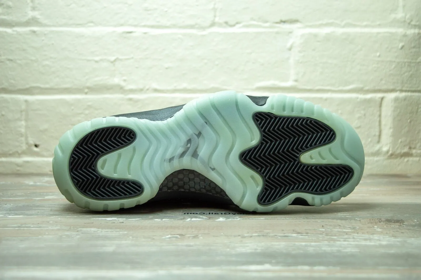 Nike Air Jordan Future Premium Glow 652141 003