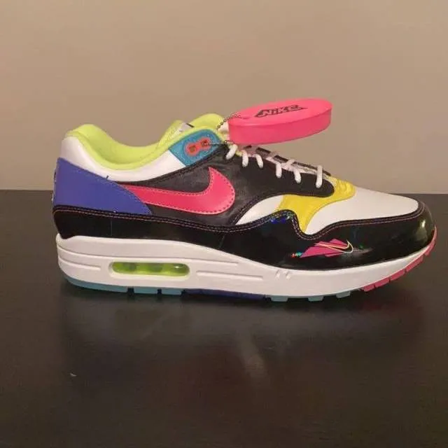 Nike Air Max 1 Hyper Pink