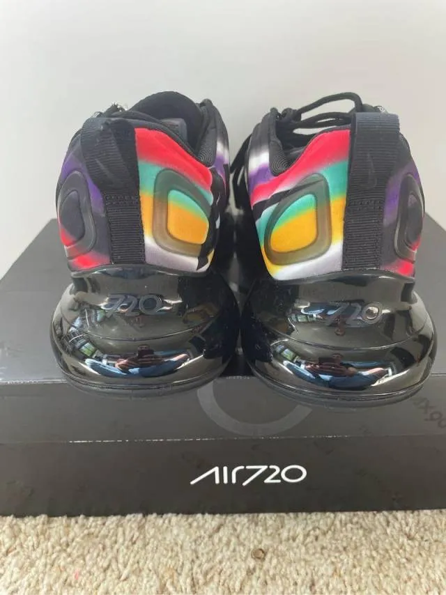 Nike Air max 720 size 9.5