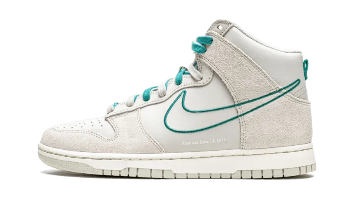 Nike Dunk High First Use Light Bone Green Noise