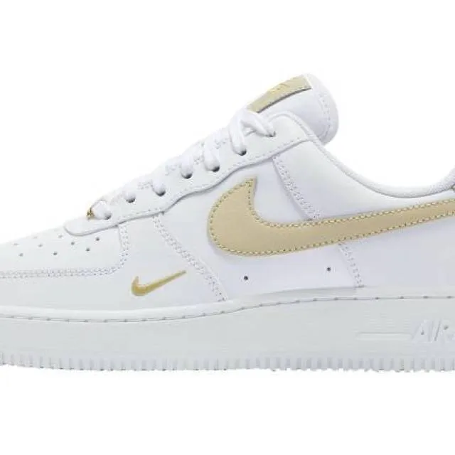 Nike WMNS Air Force 1 07 Essential White Rattan