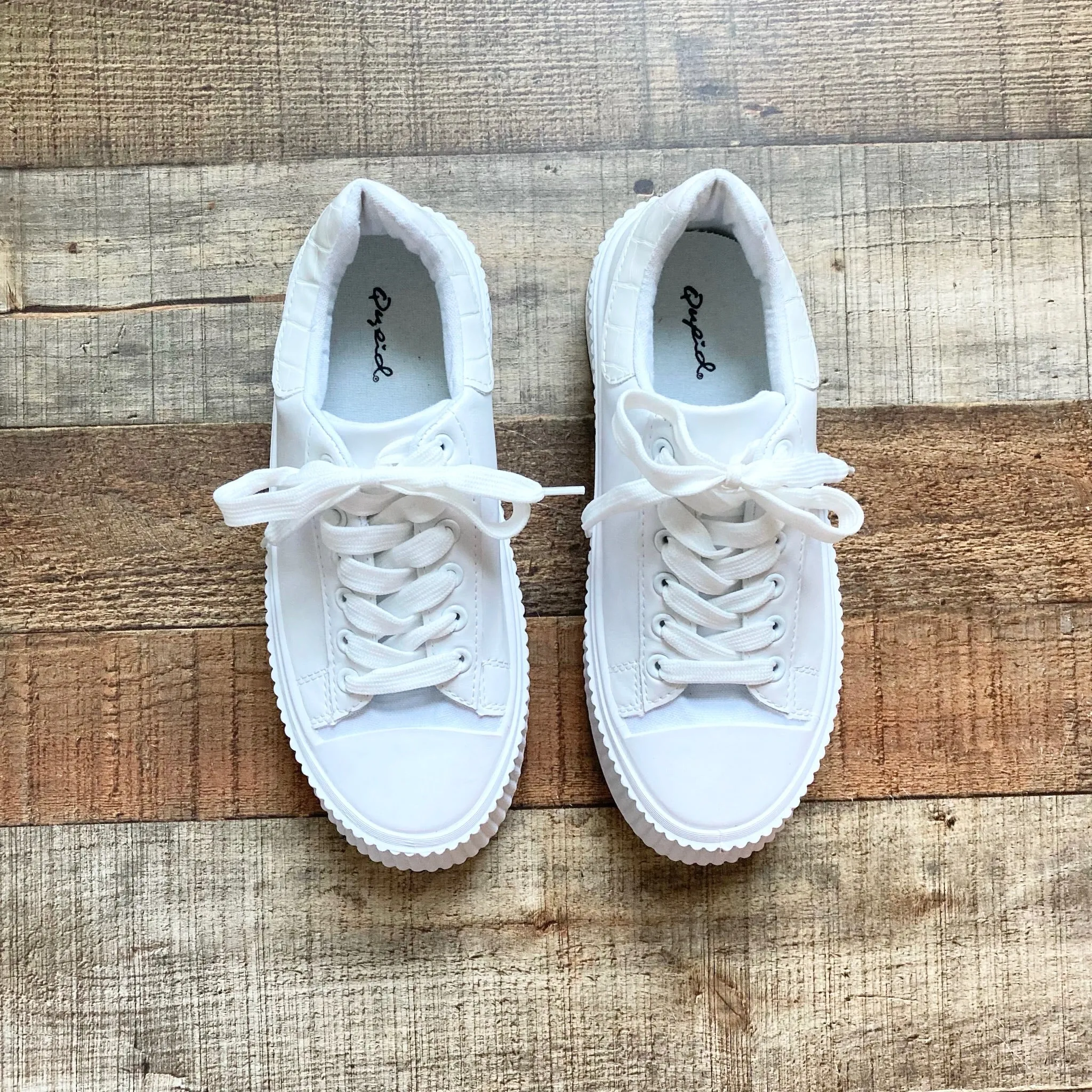 Qupid White Platform Sneakers- Size ~8 (see notes)