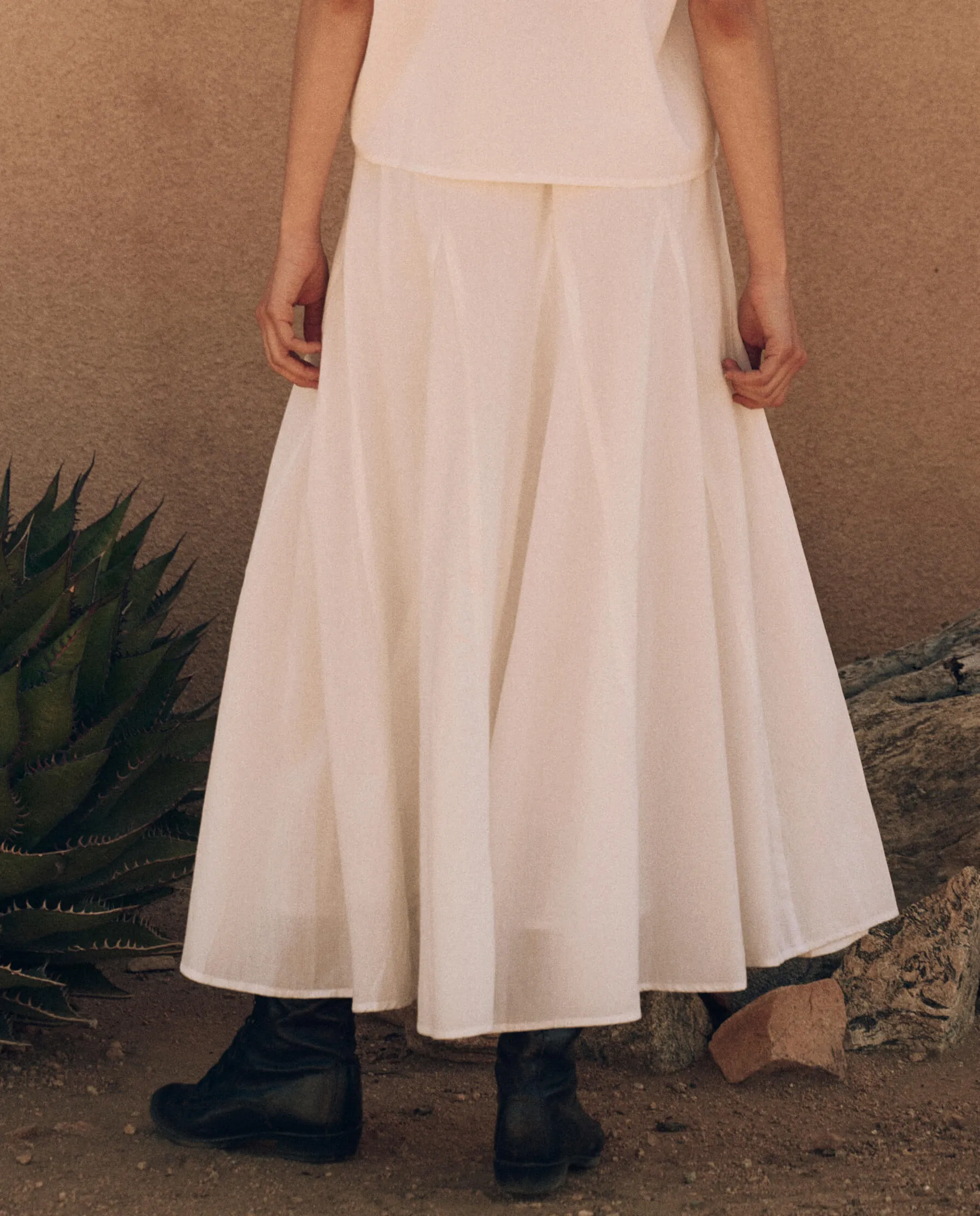 The Godet Skirt. -- White