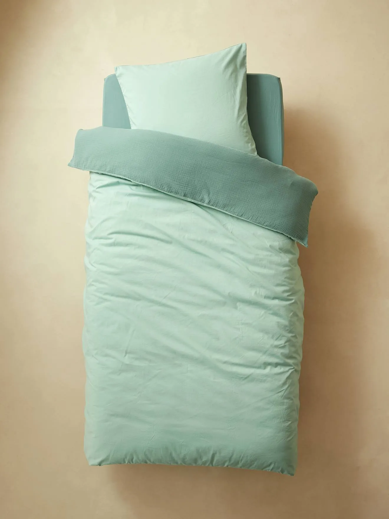 Two-Tone Duvet Cover + Pillowcase Set in Cotton Gauze for Children - emerald green