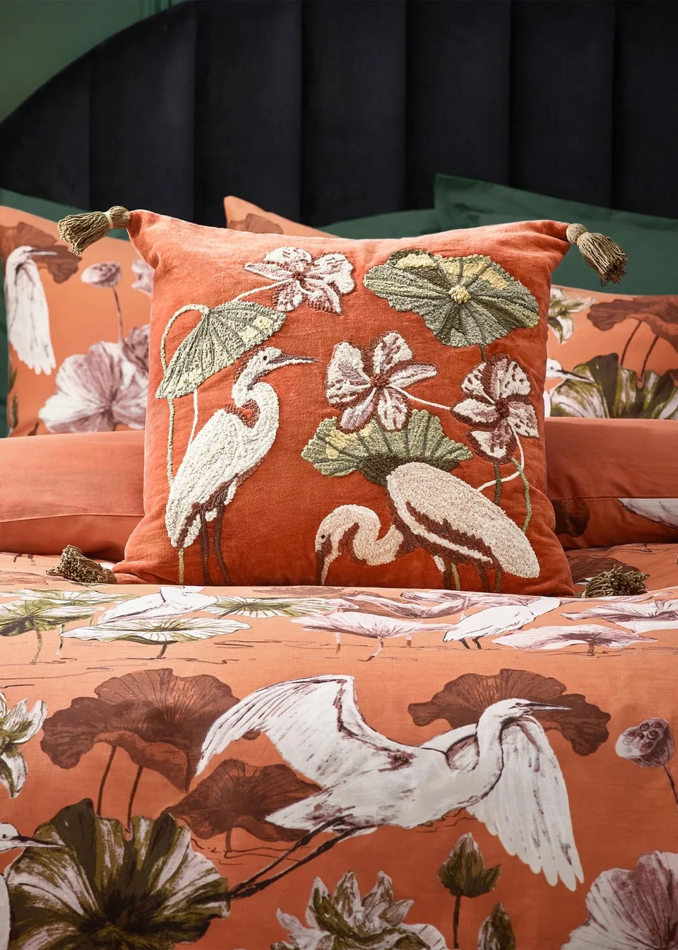 Wylder Tropics Kushiro Exotic Birds Duvet Cover Set